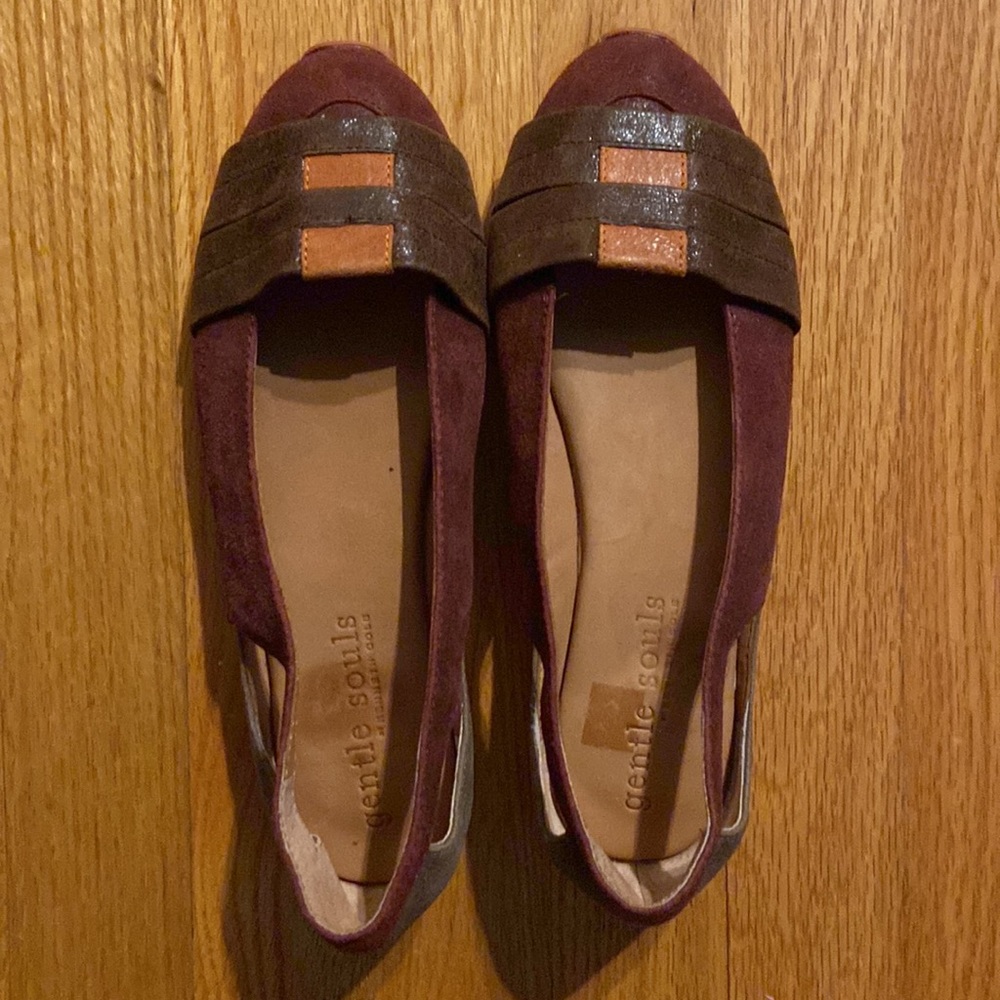 Gentle Souls “Luca” Leather Slip On Flats - Picture 10 of 11